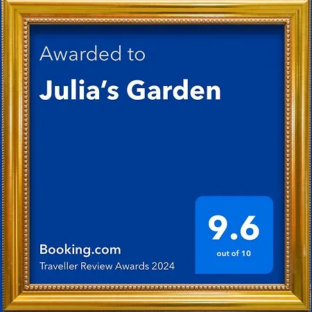 Julia's Garden